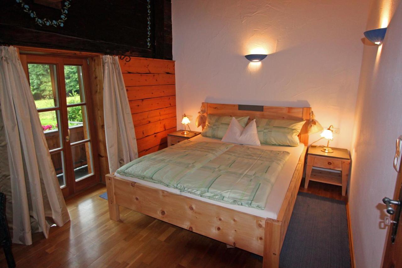 Ferienwohnungen Haus Waldwinkel Ашау-им-Химгау Экстерьер фото
