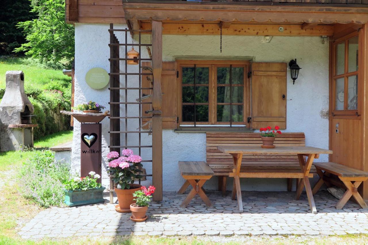 Ferienwohnungen Haus Waldwinkel Ашау-им-Химгау Экстерьер фото